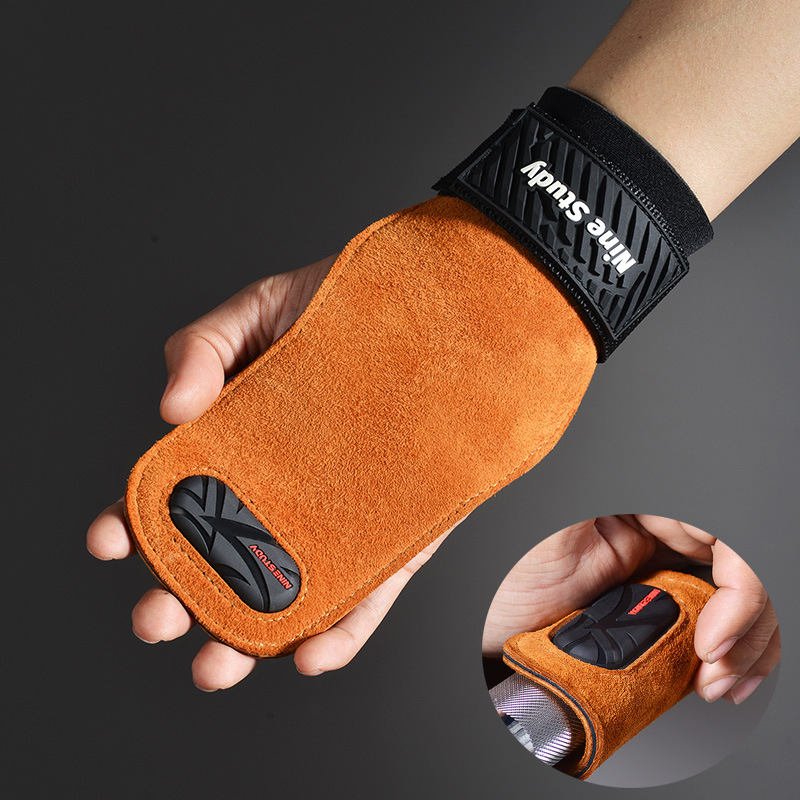 Crossfit Workout With Equipment - Koeienhuid Gymgrepen Handschoenen Gewichtheffen Fitness Pull-Up
